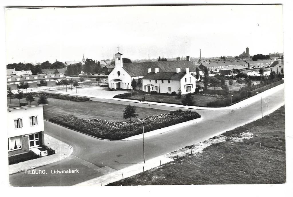 T30 Tilburg Lidwinakerk, Verzamelen, Ophalen of Verzenden, 1940 tot 1960, Gelopen, Noord-Brabant