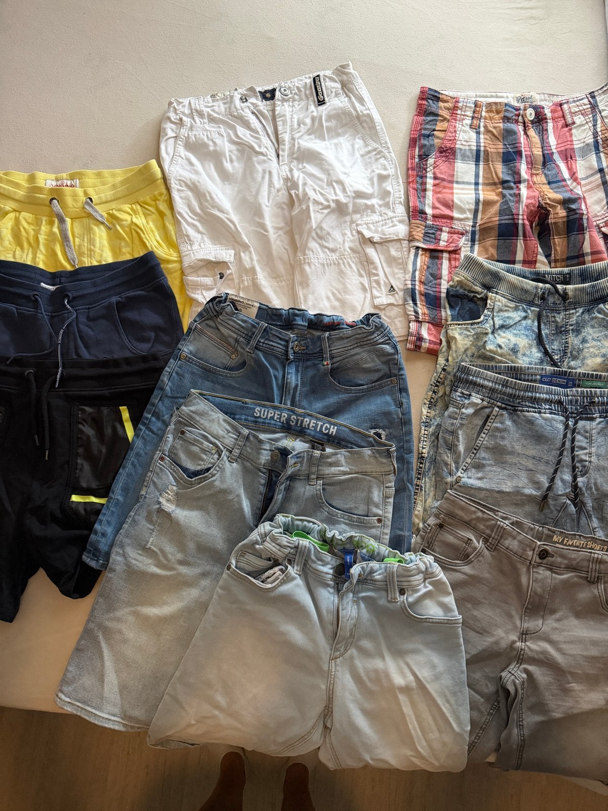 11 merk korte broeken maat 164 voor 15 euro!, Ophalen of Verzenden, Gebruikt, Jongen