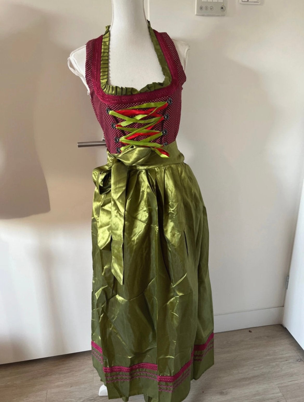 Dirndl oktoberfest Rupolding s, l, xl, xxl, Kleding | Dames, Carnavalskleding en Feestkleding, Ophalen of Verzenden, Nieuw, Overige thema's
