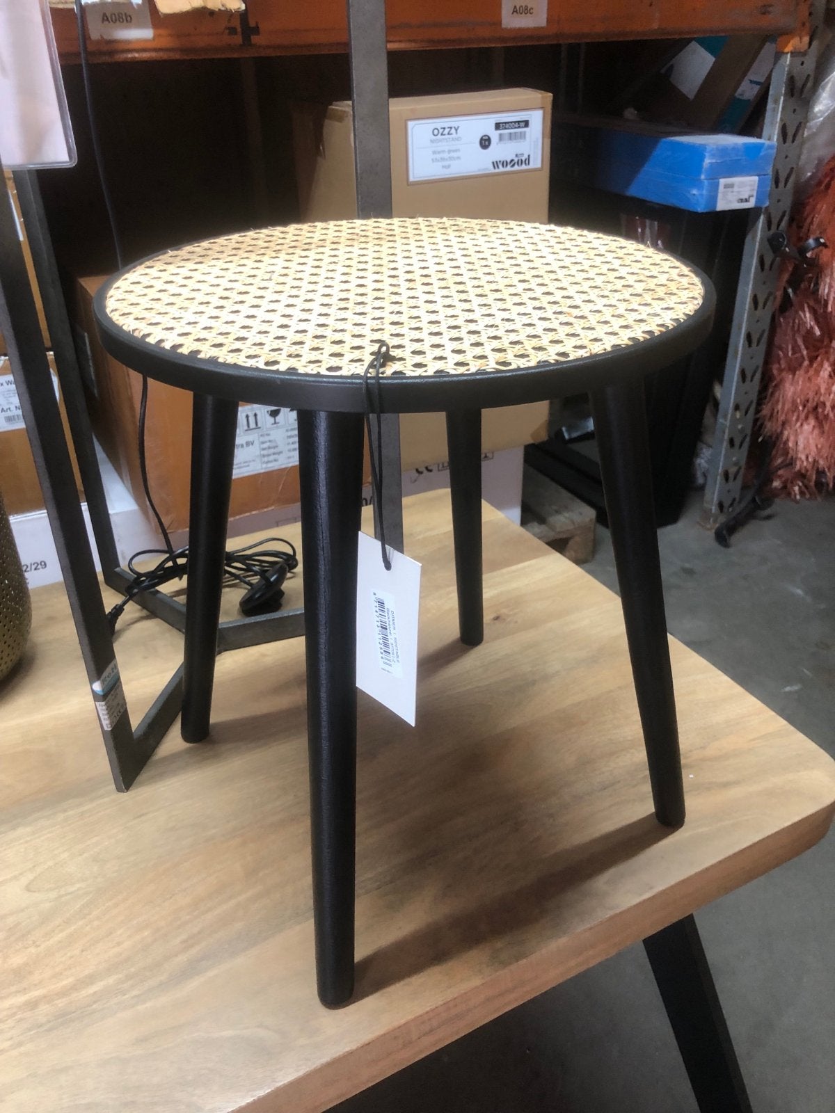 Nieuwe bijzettafel Ditmer van Woood, Huis en Inrichting, Tafels | Bijzettafels, Ophalen, Minder dan 45 cm, Minder dan 55 cm, .