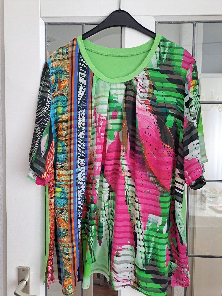 Vrolijk Appeltjes Groen Tuniek Maat 50 Viscose, Kleding | Dames, Ophalen of Verzenden, Zo goed als nieuw, Groen, Blouse of Tuniek