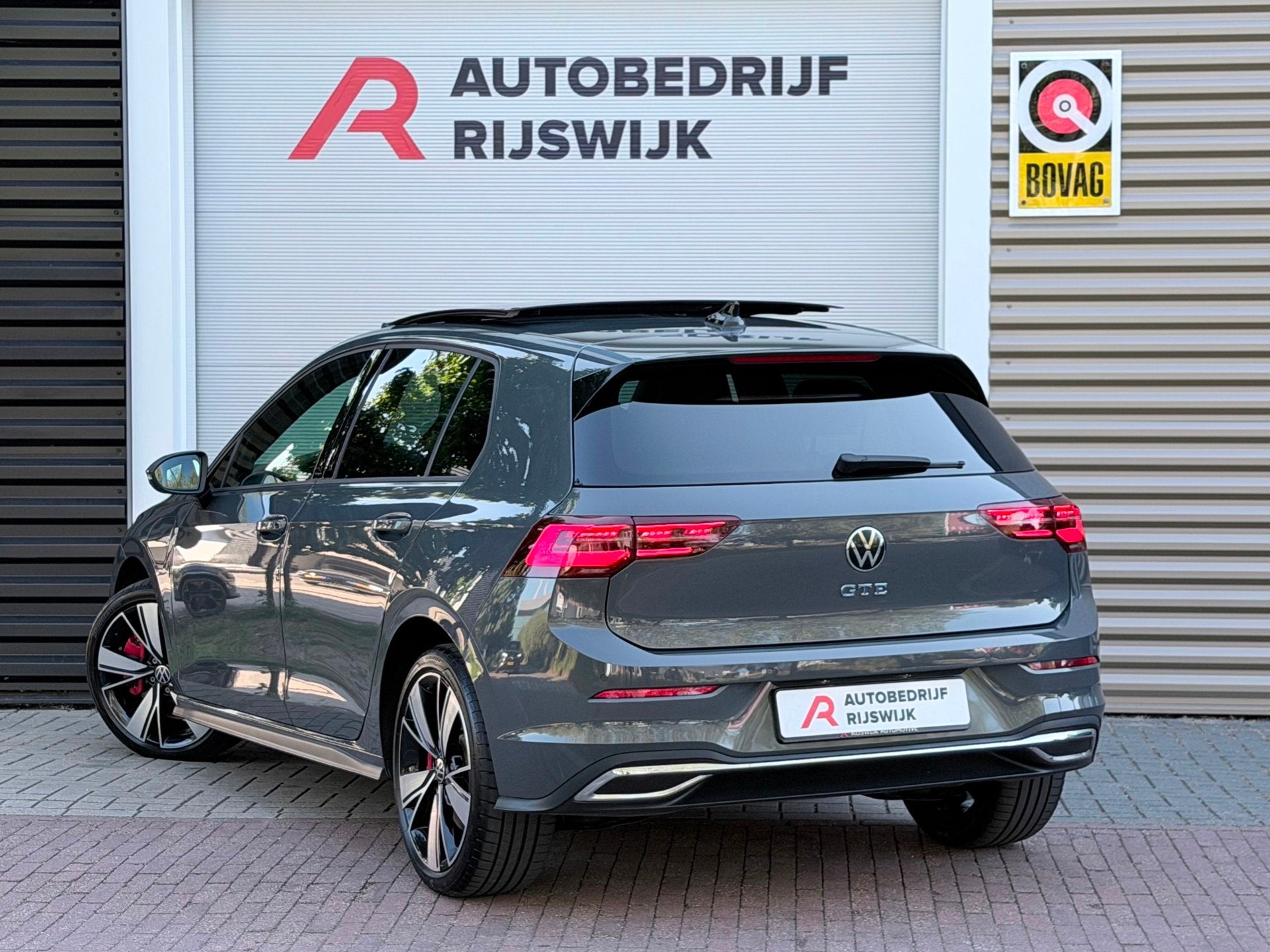 Volkswagen Golf 1.4 eHybrid GTE Pano/Matrix/HuD, Gebruikt, Euro 6, 4 cilinders, Alcantara
