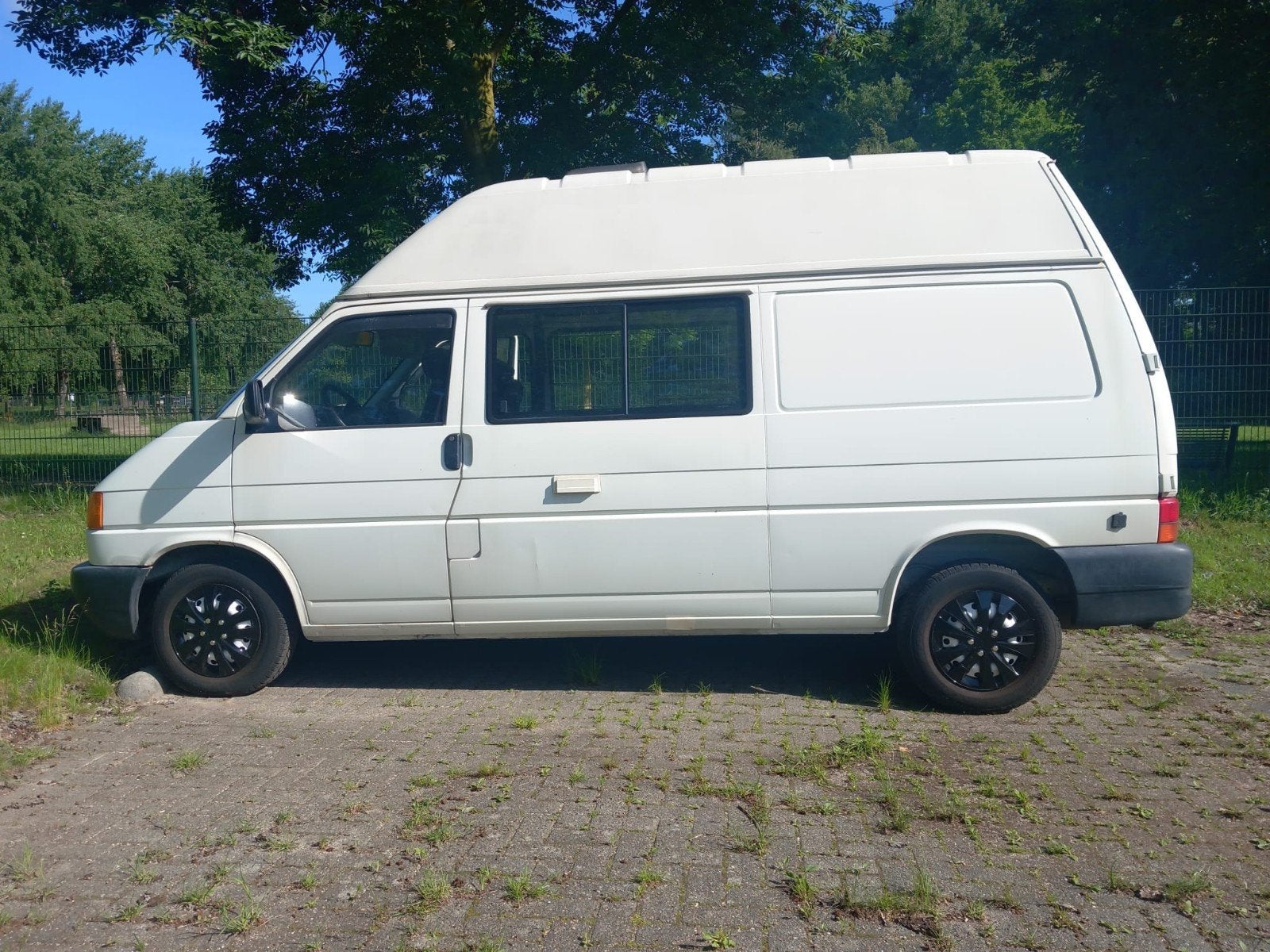 Caravans And Camping VW