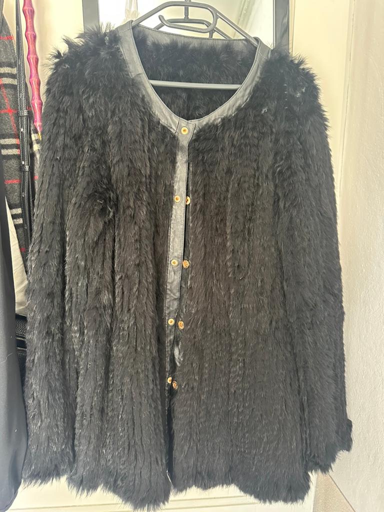 ARMA Collection, Ophalen of Verzenden, Zo goed als nieuw, Maat 38/40 (M), Zwart