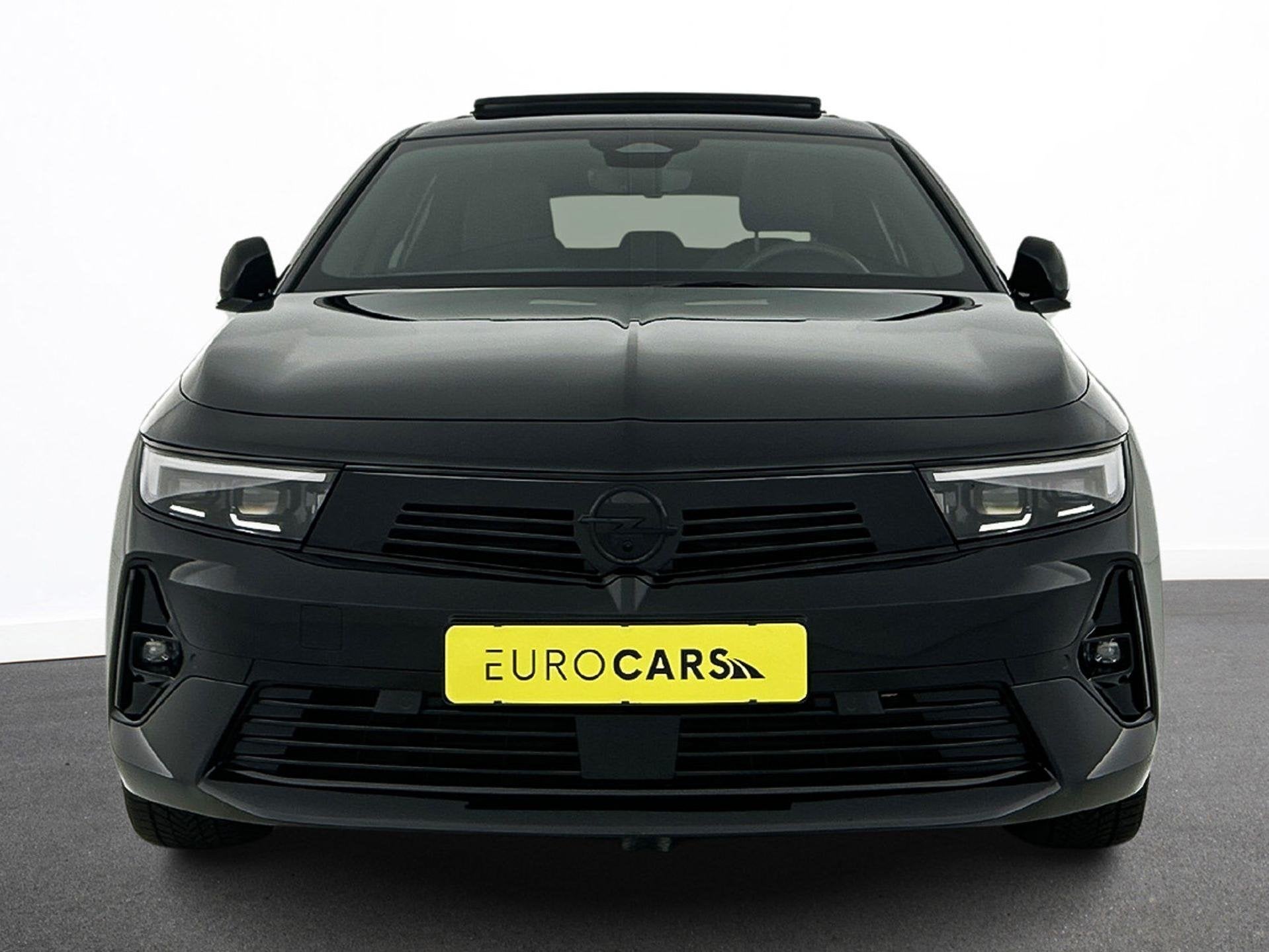 Opel Astra 1.2 Turbo Ultimate Automaat | Panorama schuif/kan, Auto's, Dealer onderhouden, Gebruikt, 680 kg, Alcantara