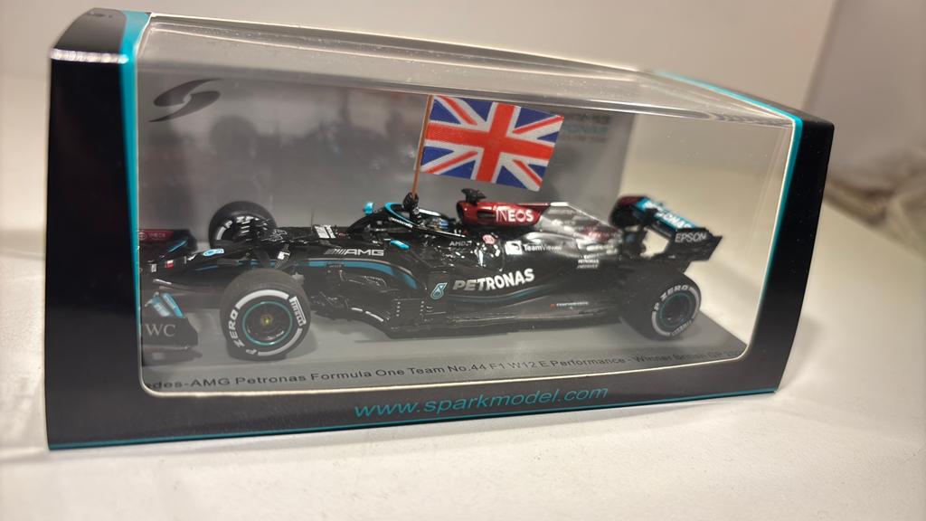 F1 mercedes amg w12e lewis Hamilton win britsh 2021 spark, Overige merken, Auto, Ophalen of Verzenden, A