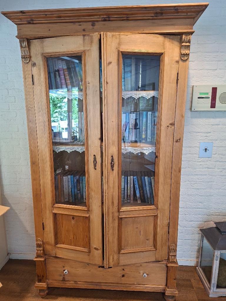 Oude kast, Ophalen