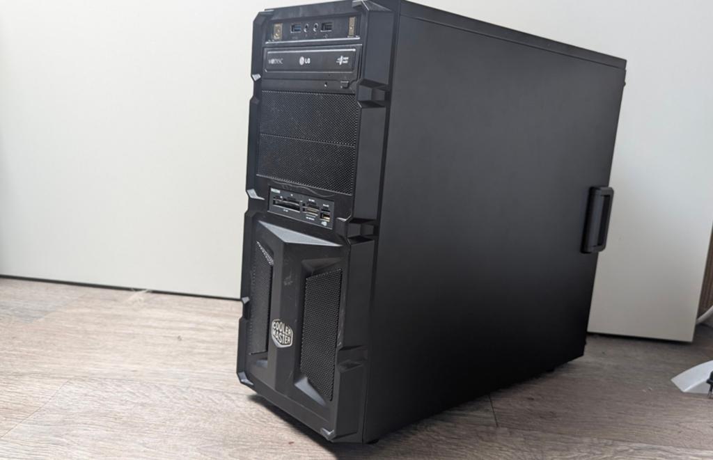 CoolerMaster K350 ATX behuizing, Computers en Software, Computerbehuizingen, Ophalen, Gebruikt
