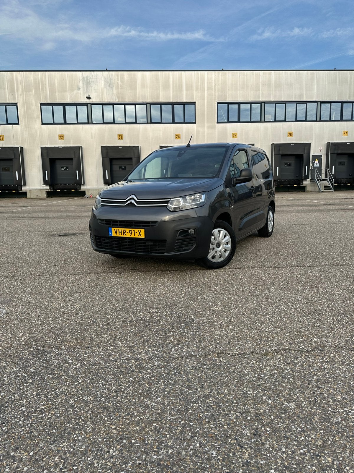 Citroën Berlingo Van GB 1.5 Bluehdi 130pk S&S Eat8 L1 2020, Auto's, Stof, 4 cilinders, Citroën, Origineel Nederlands