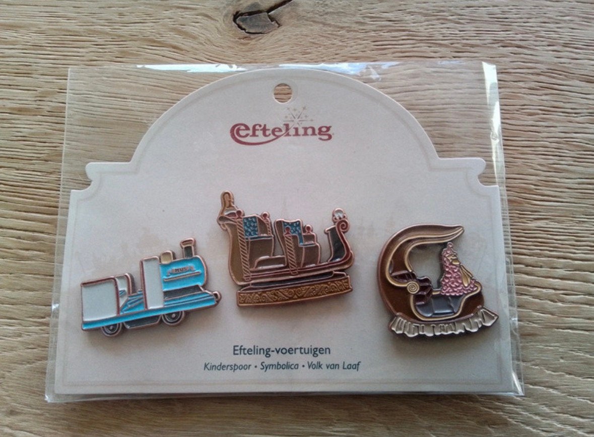 Voerthuigen pin deel 1, Verzamelen, Efteling, Ophalen of Verzenden, Zo goed als nieuw, Button of Speldje