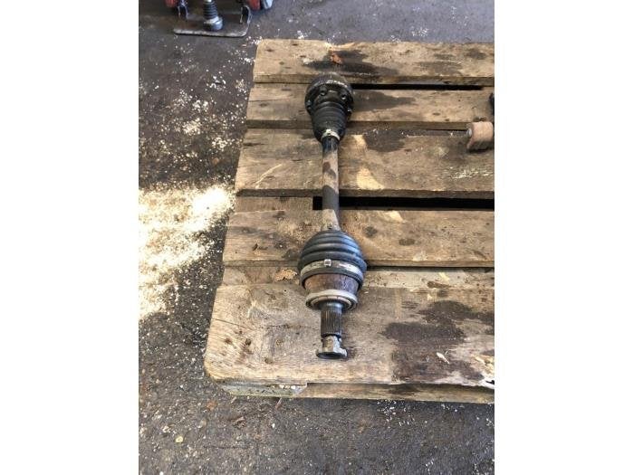 Aandrijfas links-voor van een Skoda Fabia, Gebruikt, -, -, Skoda