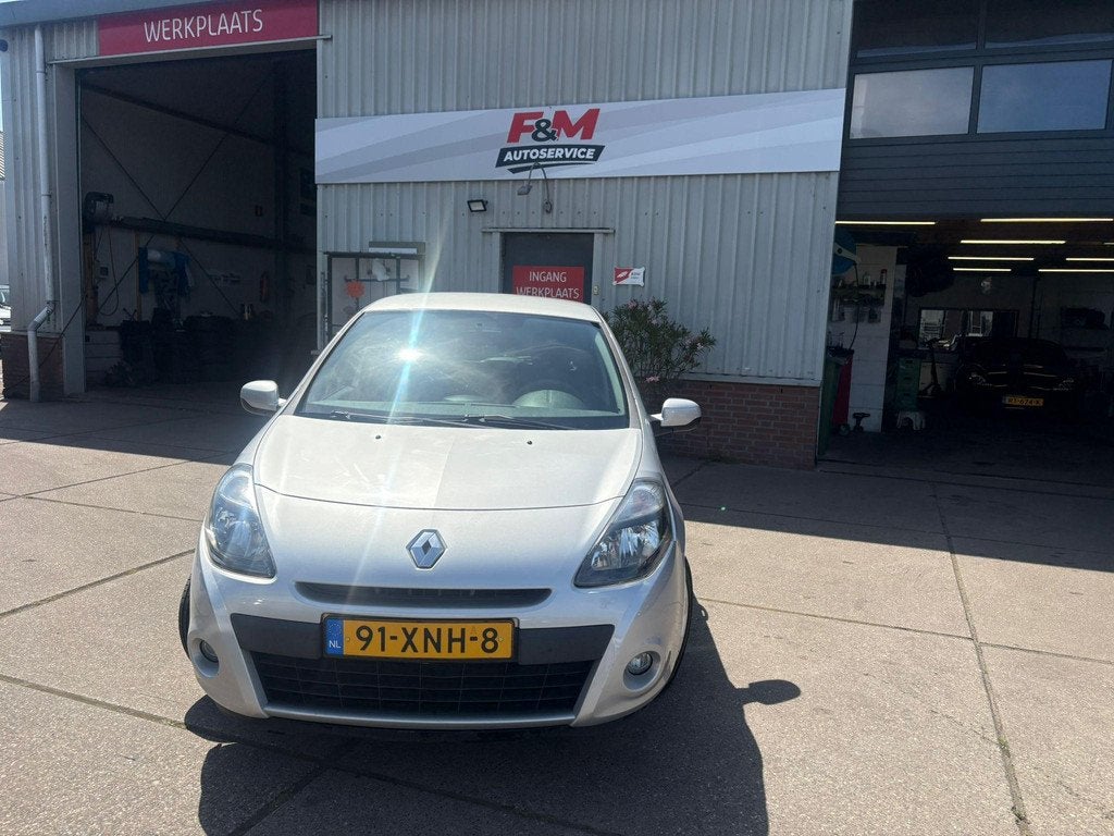 Renault Clio 1.2 Authentique Airco, cruise, Auto's, Voorwielaandrijving, Euro 5, Stof, Gebruikt