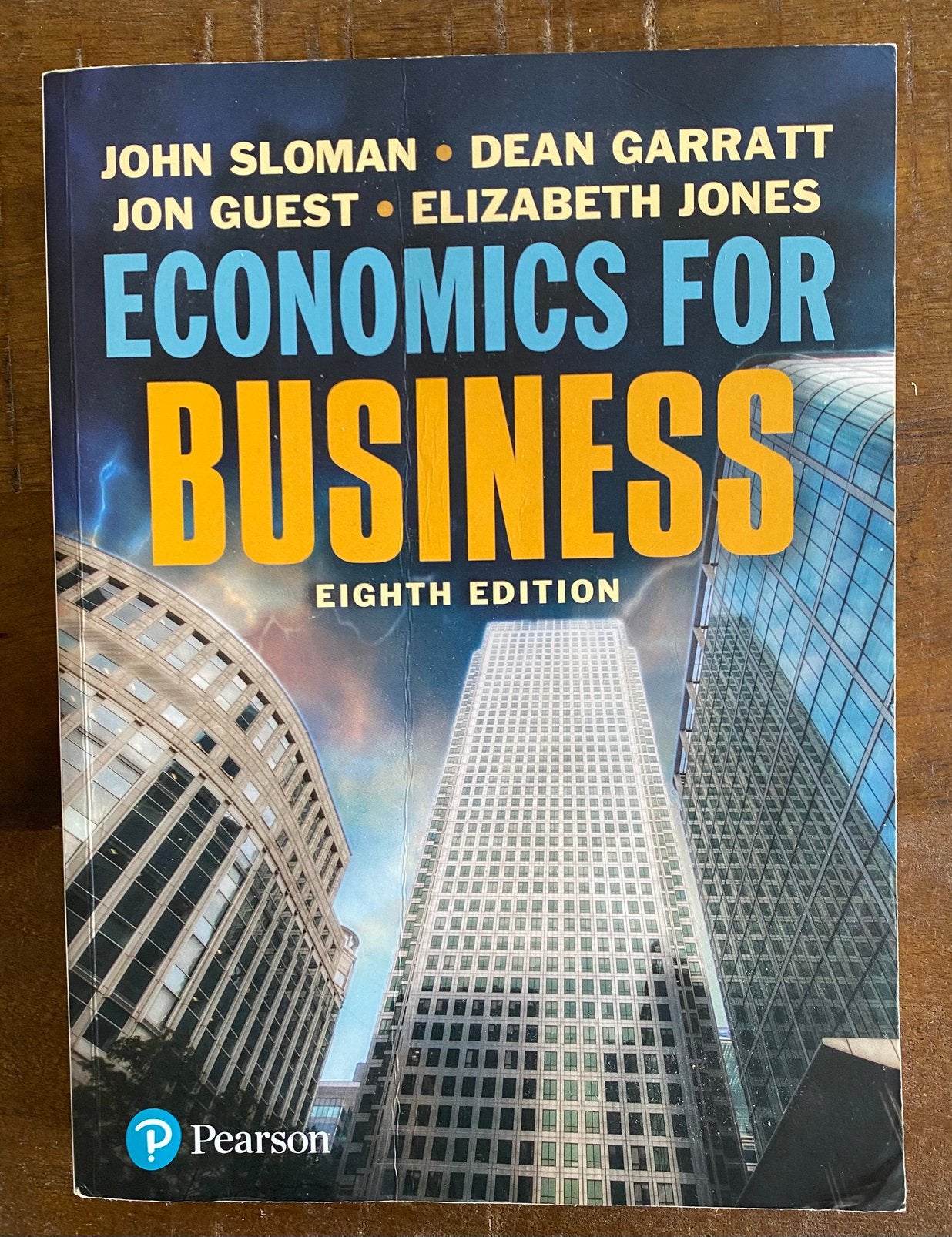 Economics for Business, 8th Edition, Ophalen of Verzenden, Beta, Gelezen, HBO