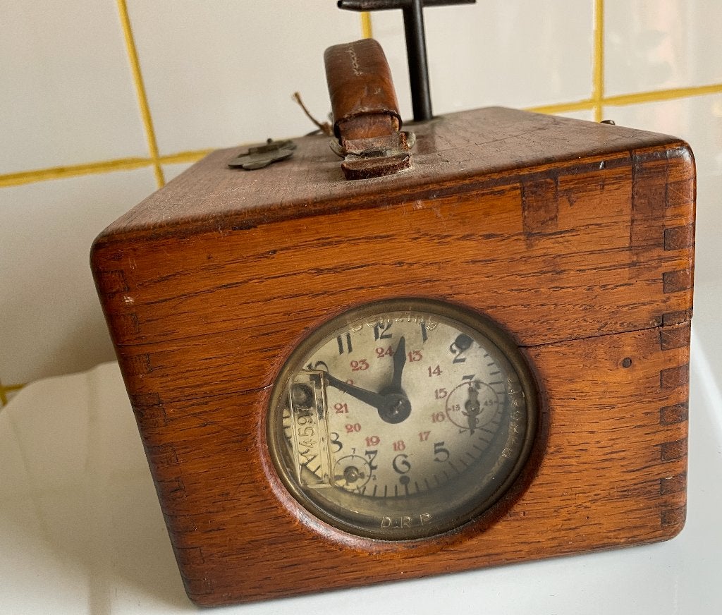 CURIOSA & BROCANTE A'DAM OUD WEST, Ophalen