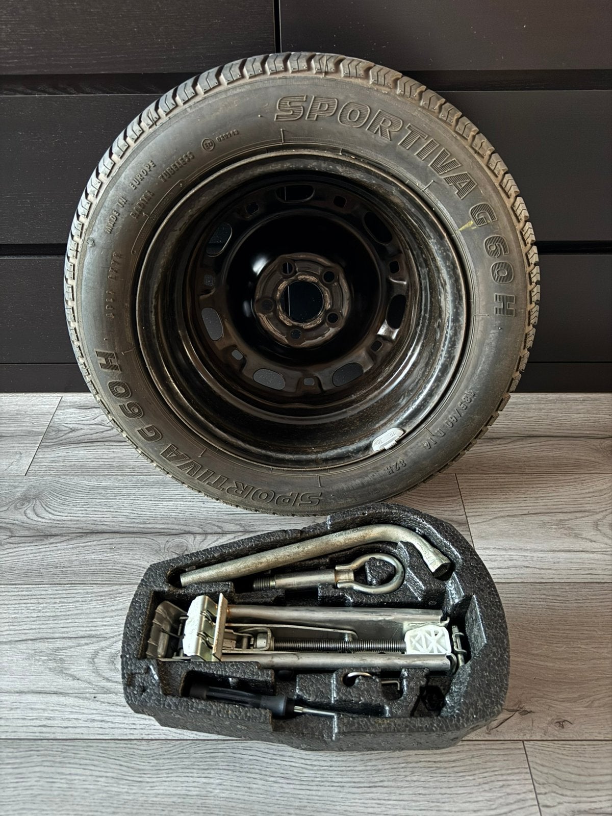 VW Polo reservewiel incl. krik-set, Ophalen