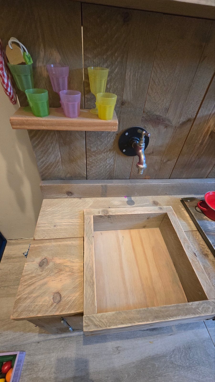 Houten speelkeuken met accessoires, Kinderen en Baby's, Speelgoed | Educatief en Creatief, Ophalen, Gebruikt, Knutselen