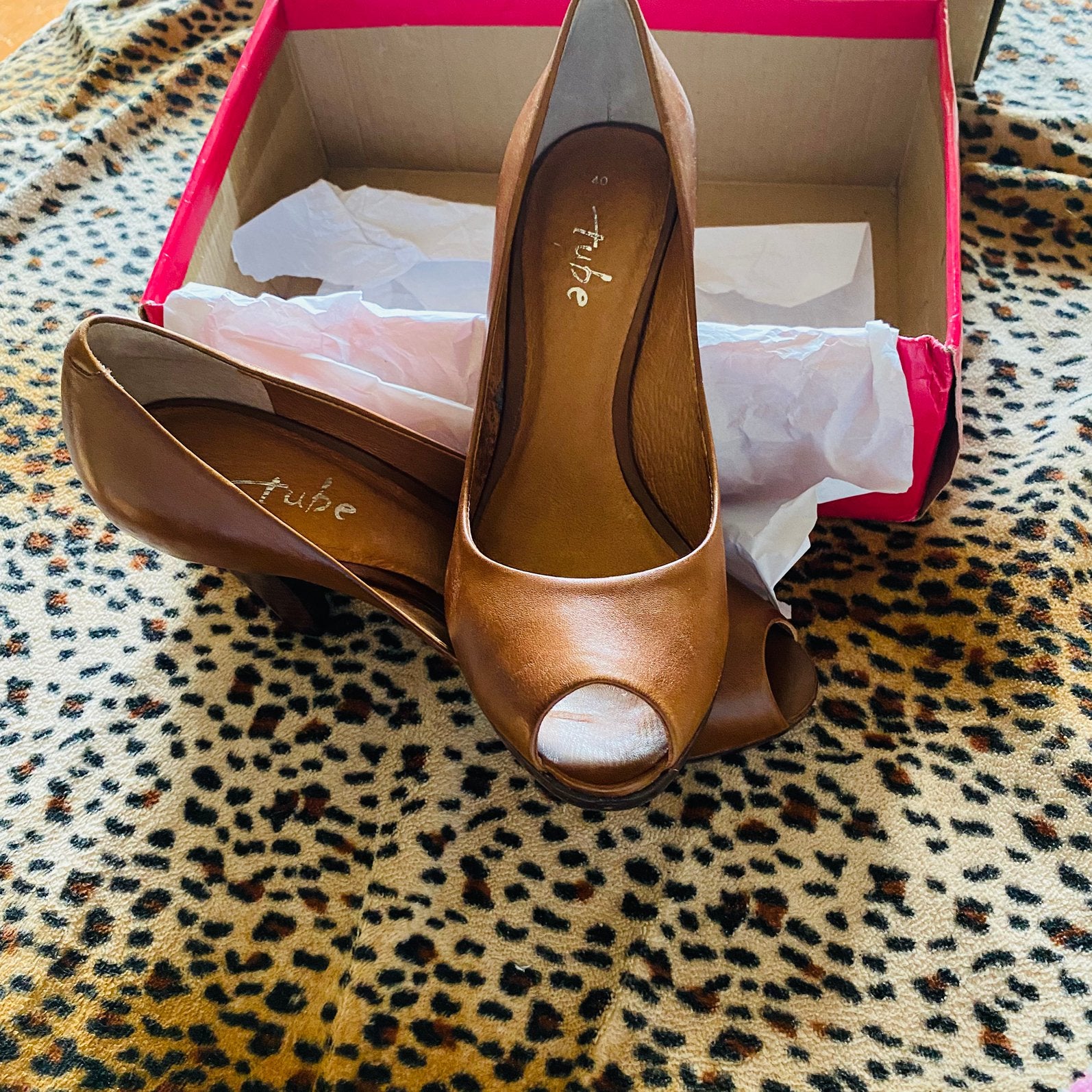 Dames Schoenen, Ophalen of Verzenden, Zo goed als nieuw, Sneakers of Gympen