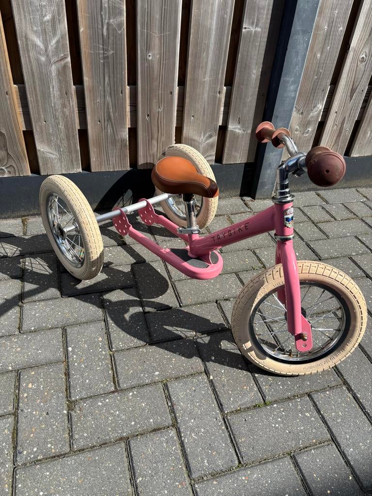 Trybike loopfiets roze 2-in-1 (driewieler en tweewieler), Fietsen en Brommers, Fietsen | Kinderfietsjes, Ophalen, Zo goed als nieuw