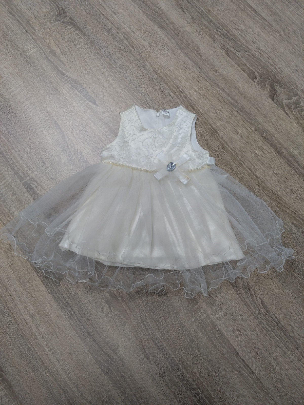 Prachtige witte feestjurk maat 3 (peuter)., Kinderen en Baby's, Kinderkleding | Maat 92, Ophalen of Verzenden, Zo goed als nieuw