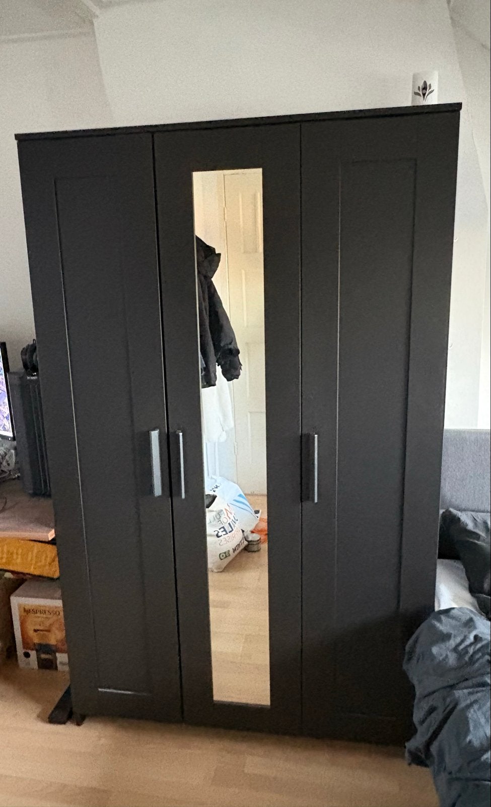 IKEA BRIMNES kledingkast 3 deuren, zo goed als nieuw, Ophalen, 100 tot 150 cm, 200 cm of meer, Zo goed als nieuw