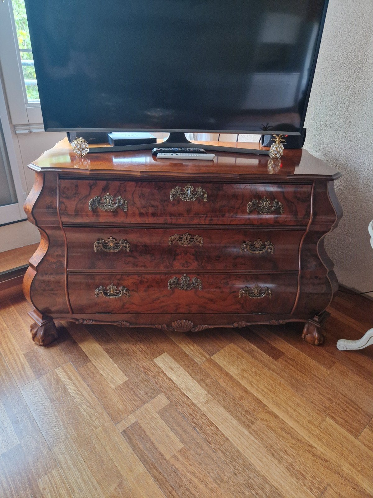 wortelnoten buikkast, Ophalen, Overige materialen, 1 of 2 laden, 50 tot 100 cm