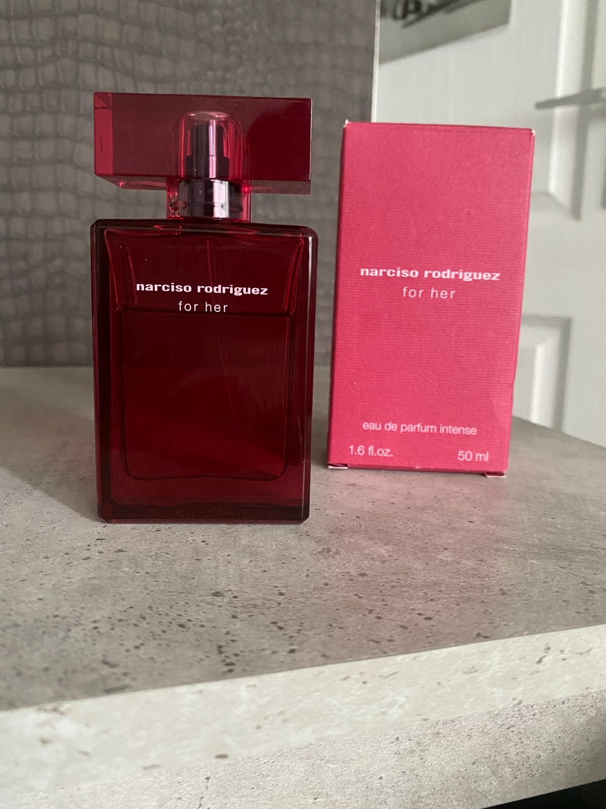 Narciso Rodriguez For Her Eau de Parfum Intense 35ml, Sieraden, Tassen en Uiterlijk, Uiterlijk | Parfum, Ophalen of Verzenden