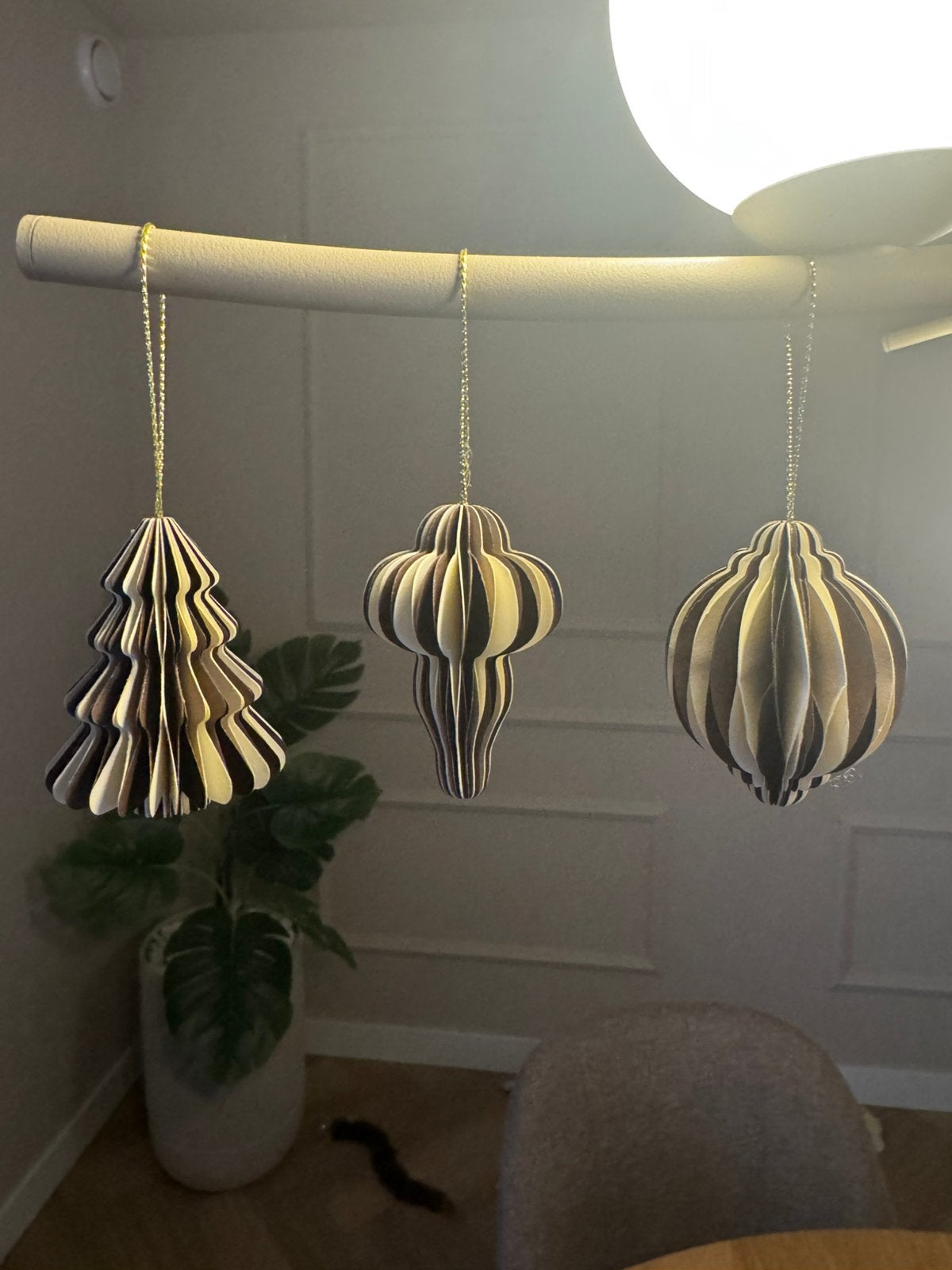 Papieren kerst hangers  ballen, Ophalen of Verzenden, Nieuw