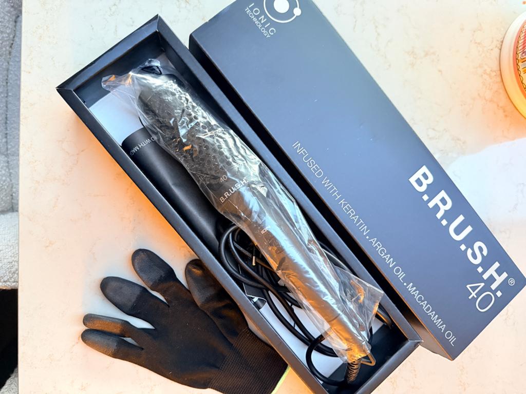 Evryday B.r.u.s.h. ionic 40 warmte borstel, Ophalen of Verzenden, Zo goed als nieuw, Haarverzorging