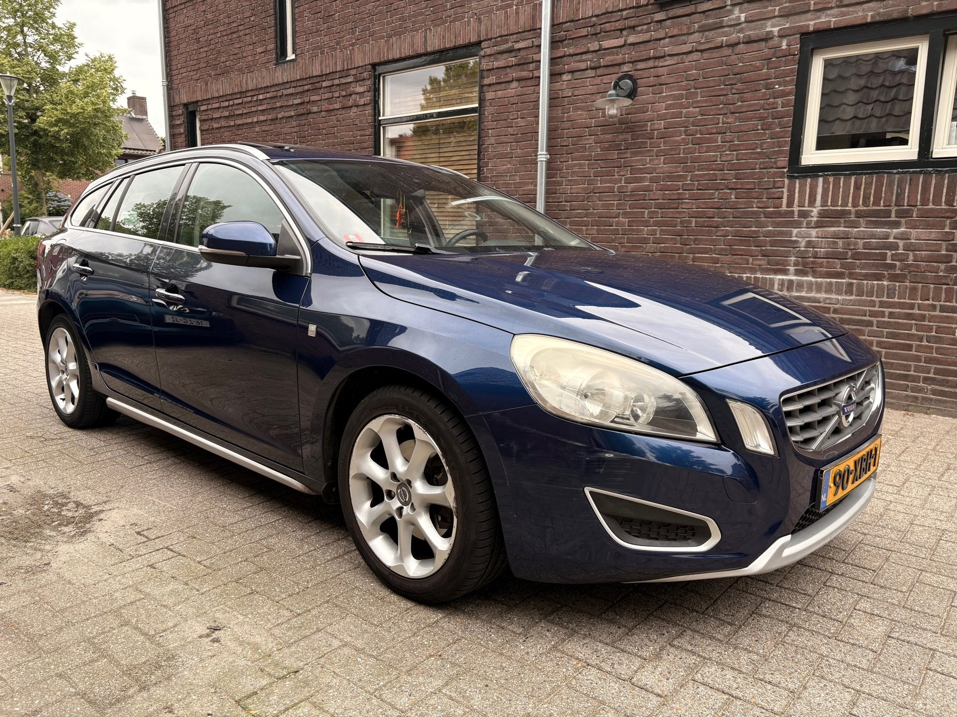 Volvo V60 1.6 T3 Ocean Race - leder - schuifdak - airco - cr, Auto's, Voorwielaandrijving, Gebruikt, 4 cilinders, 150 pk