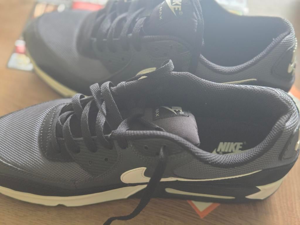 Nike Airmax 90's Te koop medere Kleuren maat 46 /47 / 47,5, Kleding | Heren, Overige kleuren, Nike, Nieuw, Overige maten