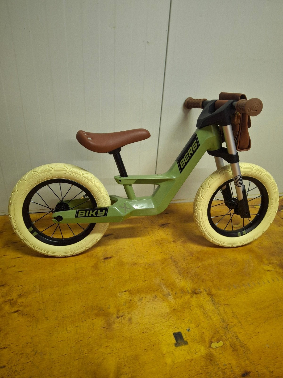 8 stuks berg biky 12 inch loopfietsen 1 koop €550,-, Fietsen en Brommers, Ophalen, Minder dan 16 inch
