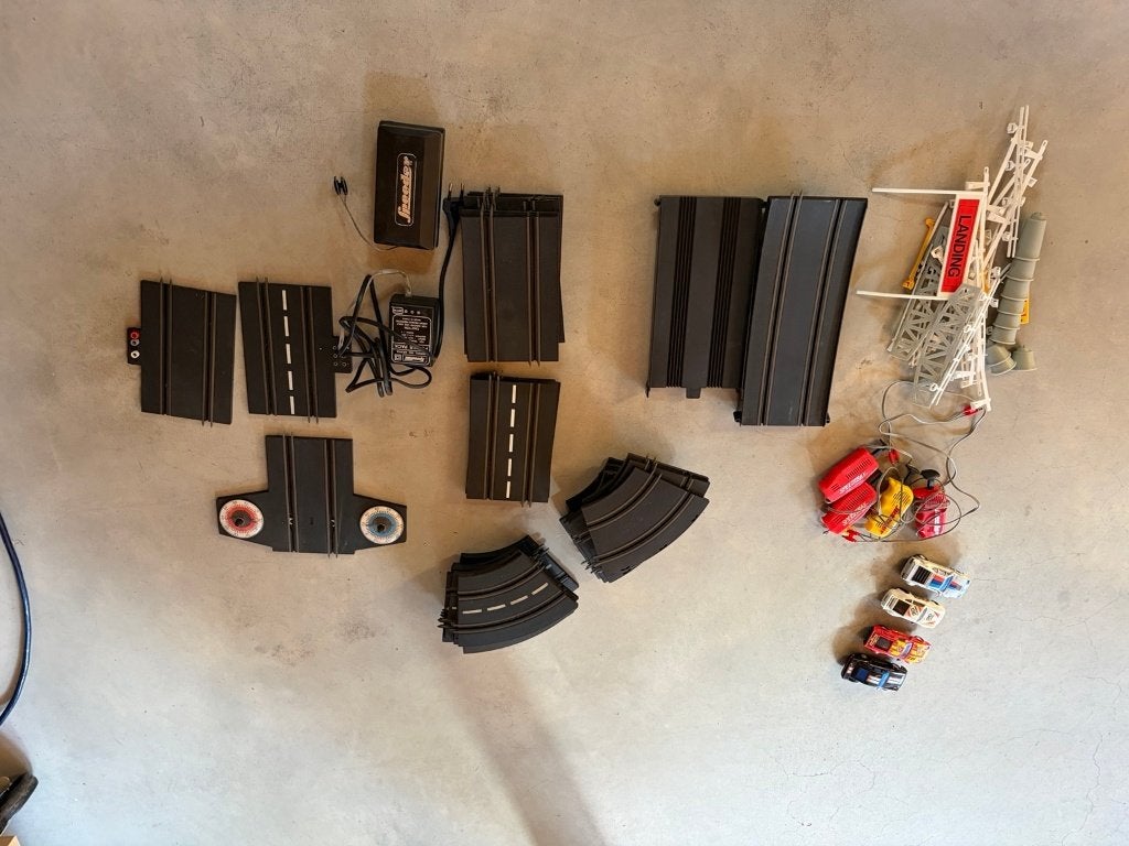 Vintage Speedtrax racebaan – 4 auto's, Overige merken, Zelf te bouwen, Ophalen of Verzenden, Elektrisch