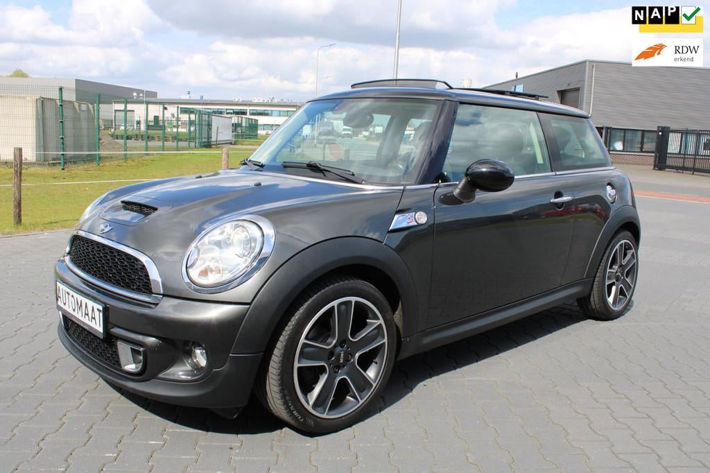 Mini Mini 1.6 Cooper S 10 Years II AUTOMAAT, Euro 5, Gebruikt, Zwart, 4 cilinders
