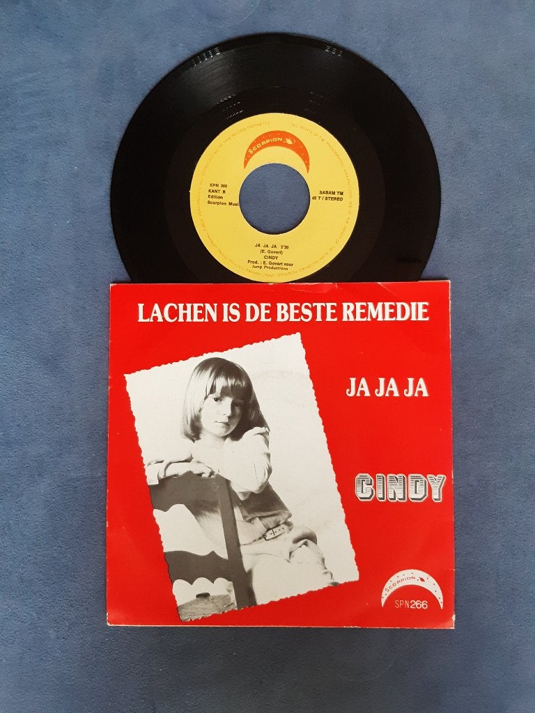 Cindy ‎– Lachen Is De Beste Remedie VG+/VG+, Ophalen of Verzenden, Gebruikt, 7 inch, Piraten en Zeemansliederen