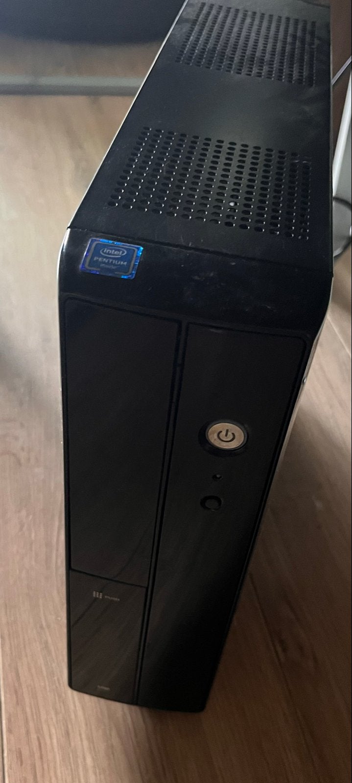 Goedwerkende Desktop PC met Intel Pentium en Lenovo monitor, Ophalen, Gebruikt, HDD, Minder dan 4 GB