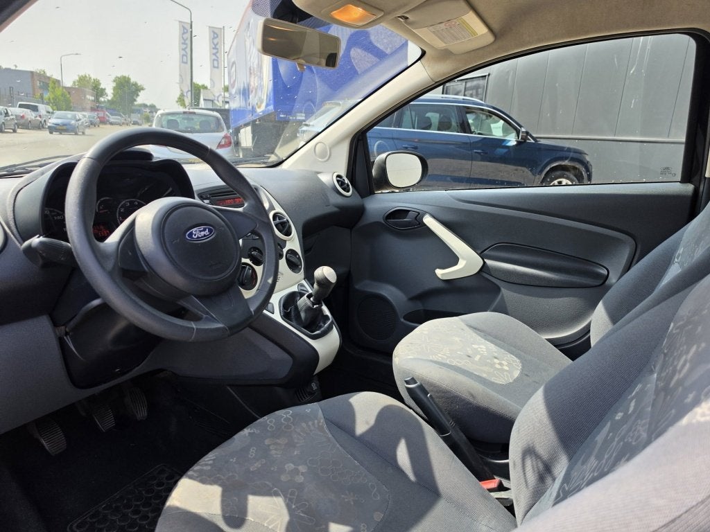 Ford Ka 1.2 Trend Elektr. Pakket Nw APK ✅ (bj 2009), Auto's, Gebruikt, 1242 cc, 4 cilinders, Zwart