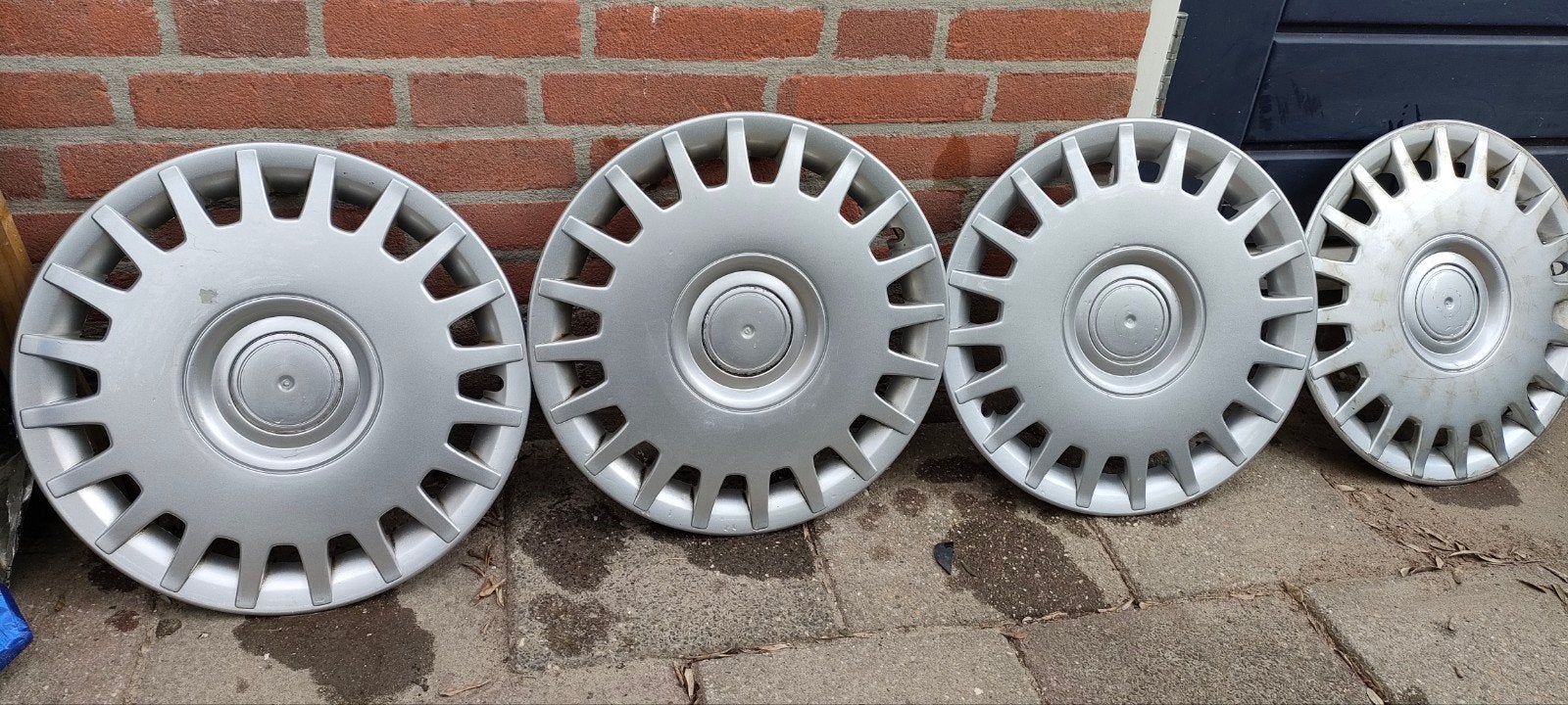 Volkswagen 15 inch wieldoppen, Transporter Golf Caddy, Auto diversen, Ophalen