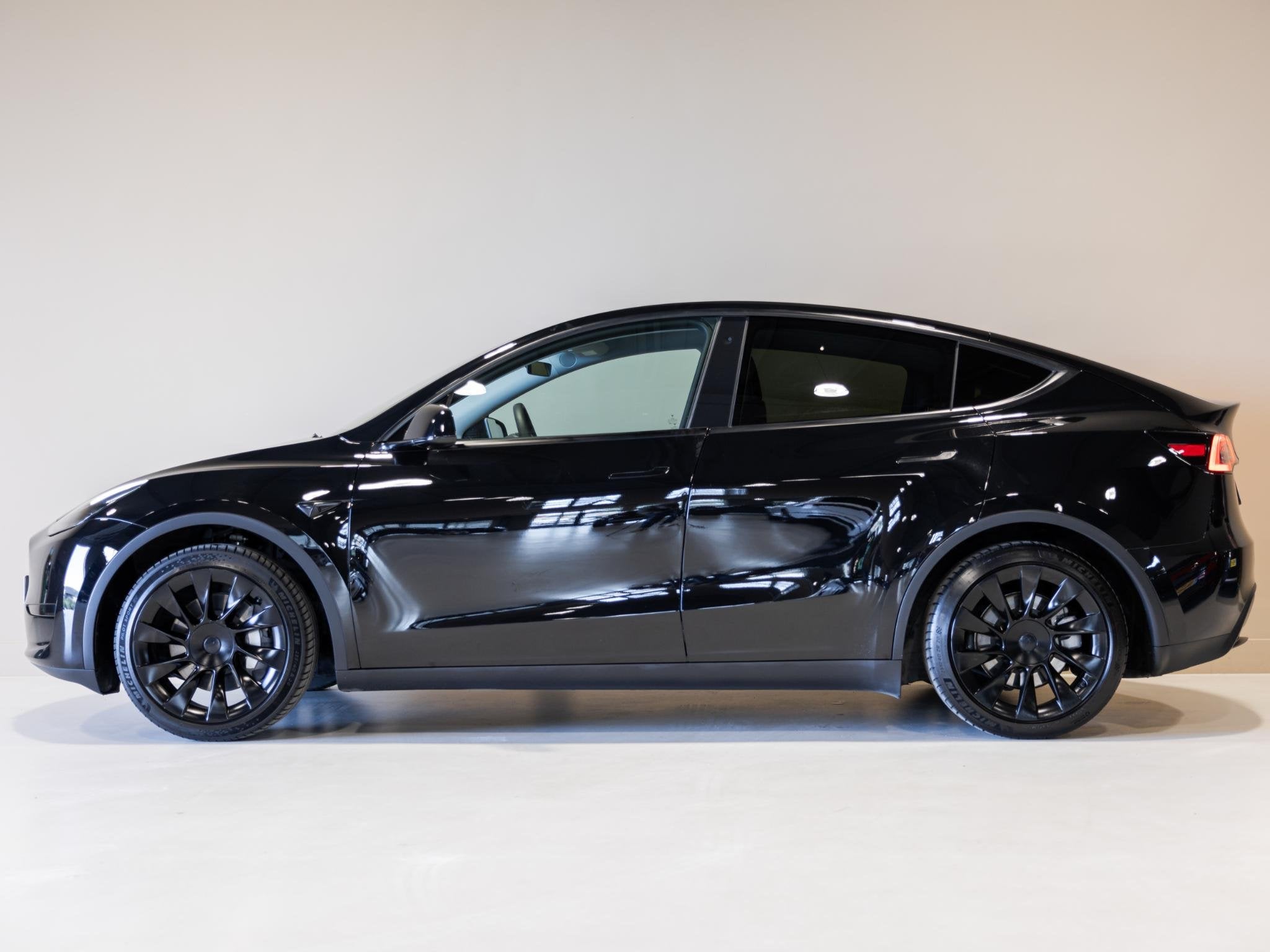 Tesla Model Y RWD 58 kWh SOH 91% / 299pk / Trekhaak /, Auto's, Automaat, 238 pk, Gebruikt, Met garantie (alle)