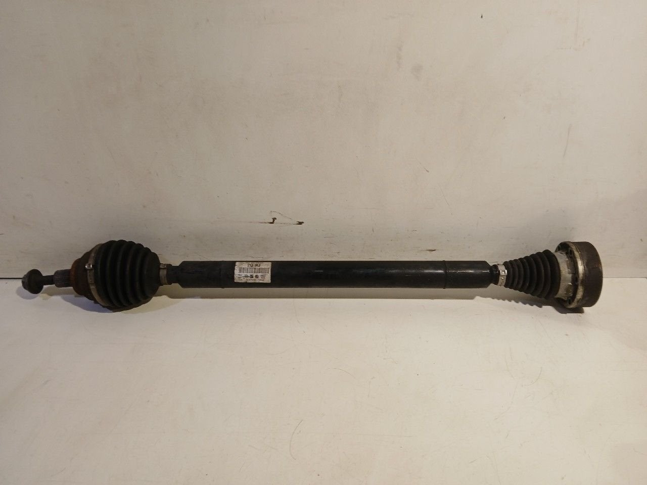 Aandrijfas rechts voor Audi A3, Auto-onderdelen, Onderdelen@venauto.nl, Van der Ven Autorecycling B.V., Gebruikt, Ettenseweg 76, 4706 PB Roosendaal, The Netherlands
