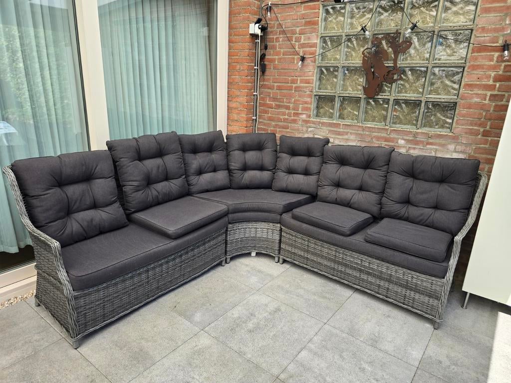 Hoekbank voor in de tuin, Ophalen