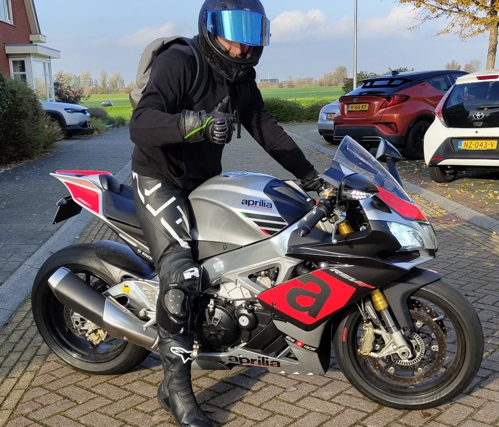 Racing ECU Aprilia RSV4 en Tuono V4, Motoren, Ophalen