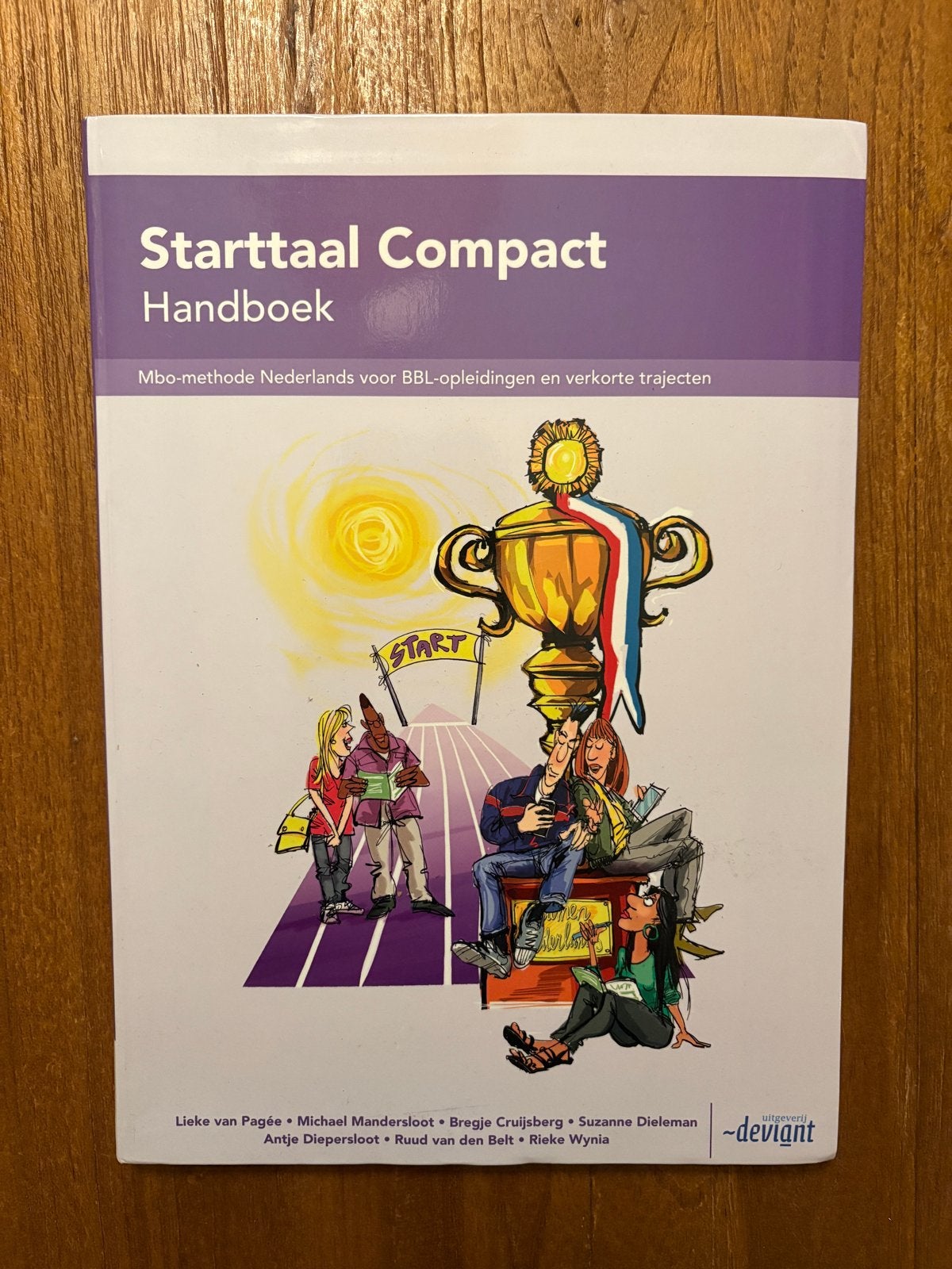 Starttaal Compact Handboek MBO Nederlands BBL, Ophalen of Verzenden, Zo goed als nieuw, MBO