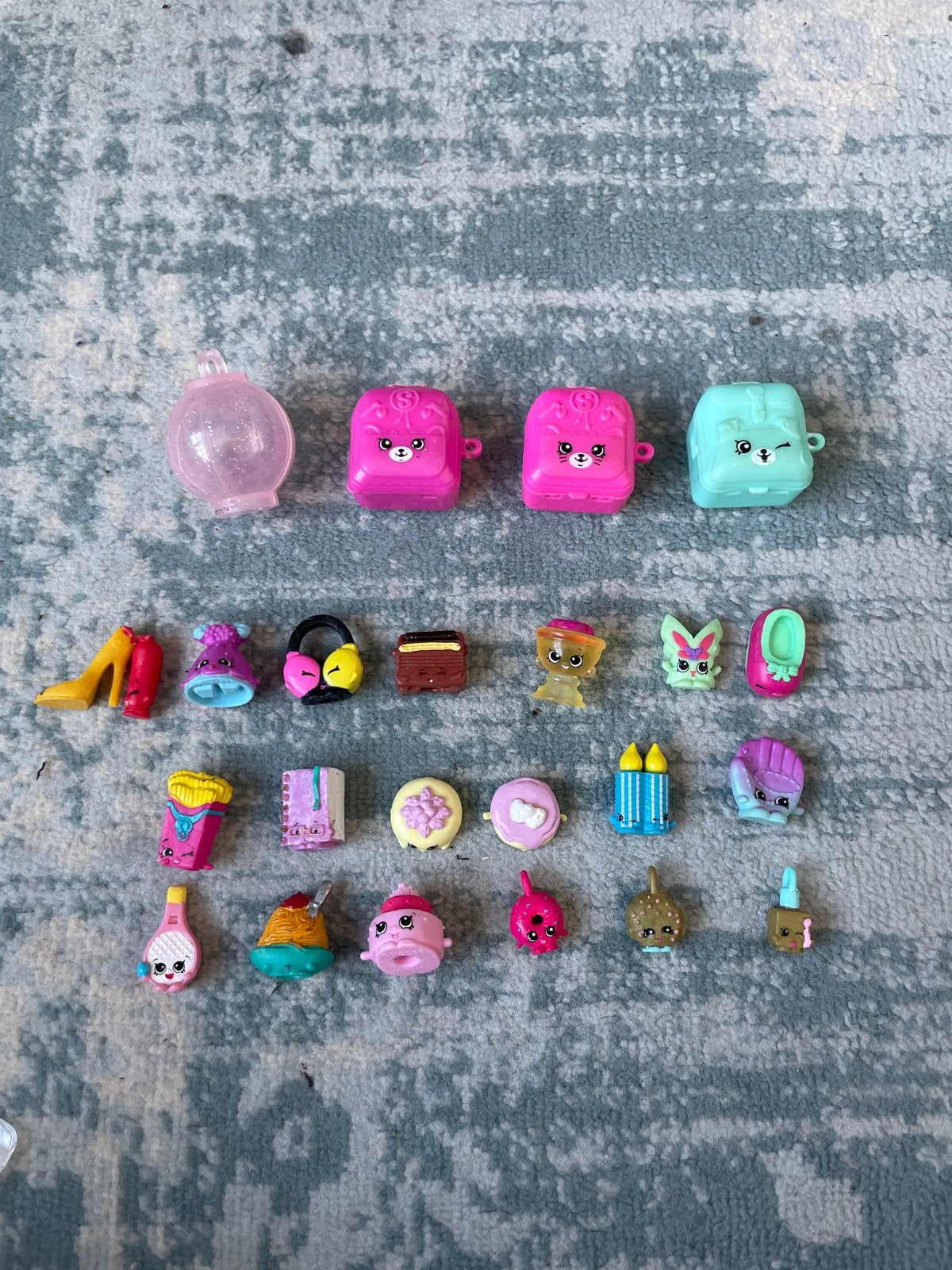 Shopkins set: 20 figuren + 3 zeldzame sleutelhangers, Ophalen of Verzenden, Gebruikt, Meisje