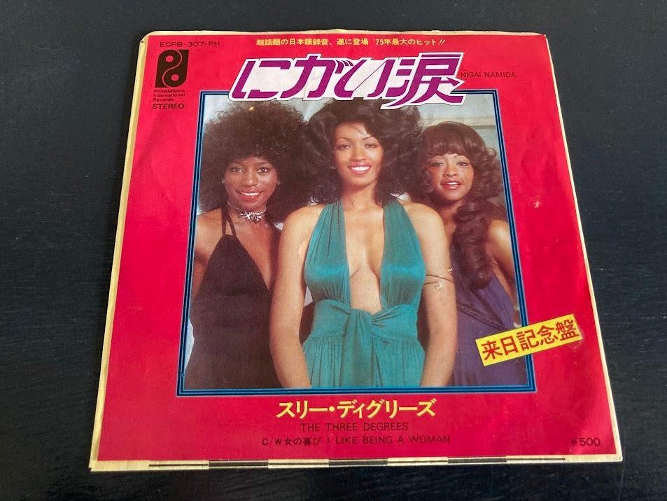 Three Degrees "Nigai Namida" 7" single uit Japan, Verzenden, 7 inch, Single, Zo goed als nieuw