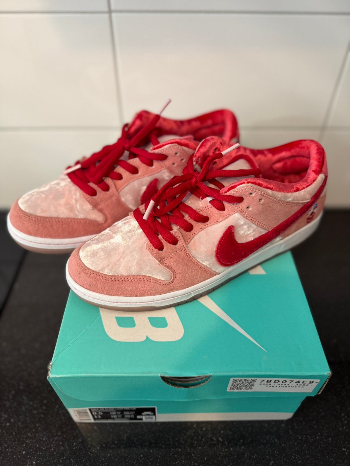 Nike SB Dunk Low “StrangeLove” – US 9.5 / EU 43, Kleding | Heren, Schoenen, Overige kleuren, Ophalen of Verzenden, Sneakers of Gympen
