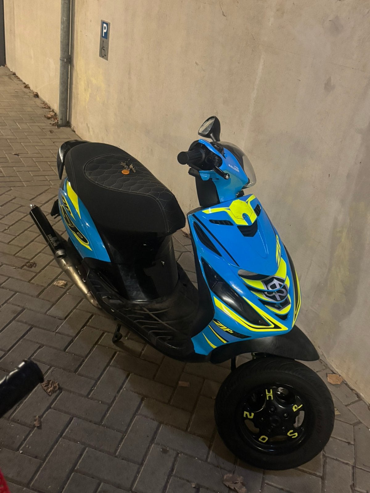 Zip 70cc ook teruil tegen 172cc 125cc, Fietsen en Brommers, Ophalen, Tweetakt, Maximaal 45 km/u, Zip