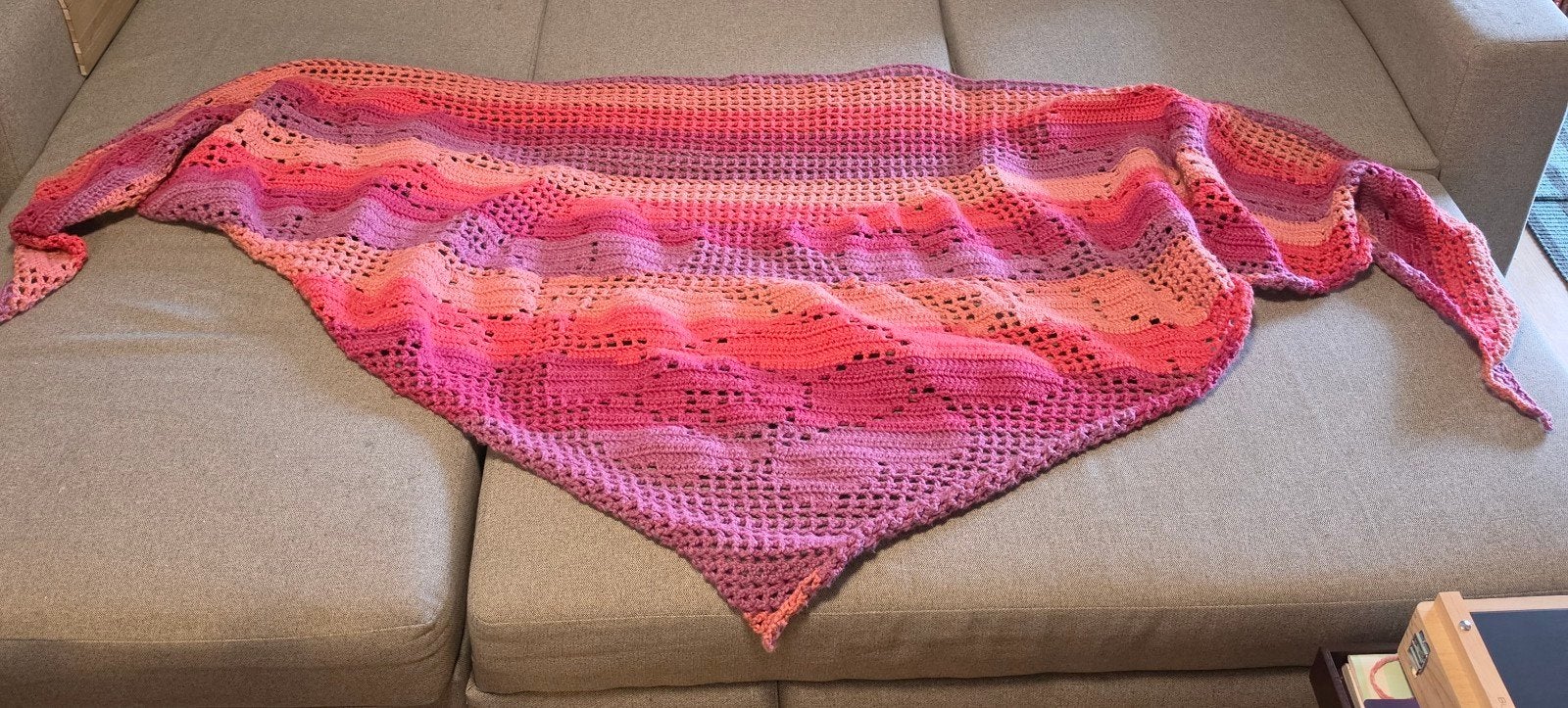 heelle mooie grote omslagdoek, Kleding | Dames, Mutsen, Sjaals en Handschoenen, Ophalen, Zo goed als nieuw, Maat 46/48 (XL) of groter