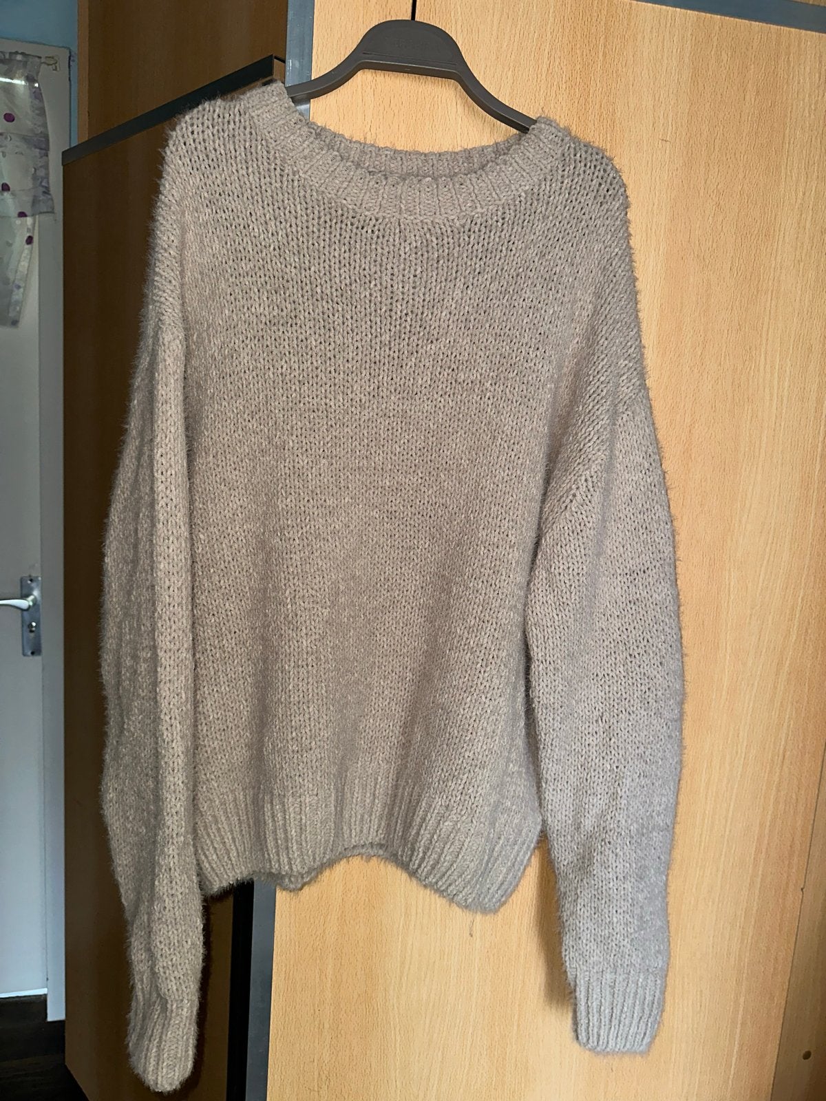 Primark gebreide trui maat M, Ophalen of Verzenden, Zo goed als nieuw, Maat 38/40 (M), Beige