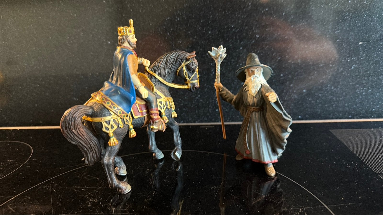 Schleich World of knights: Koning te paard met tovenaar, Ophalen of Verzenden