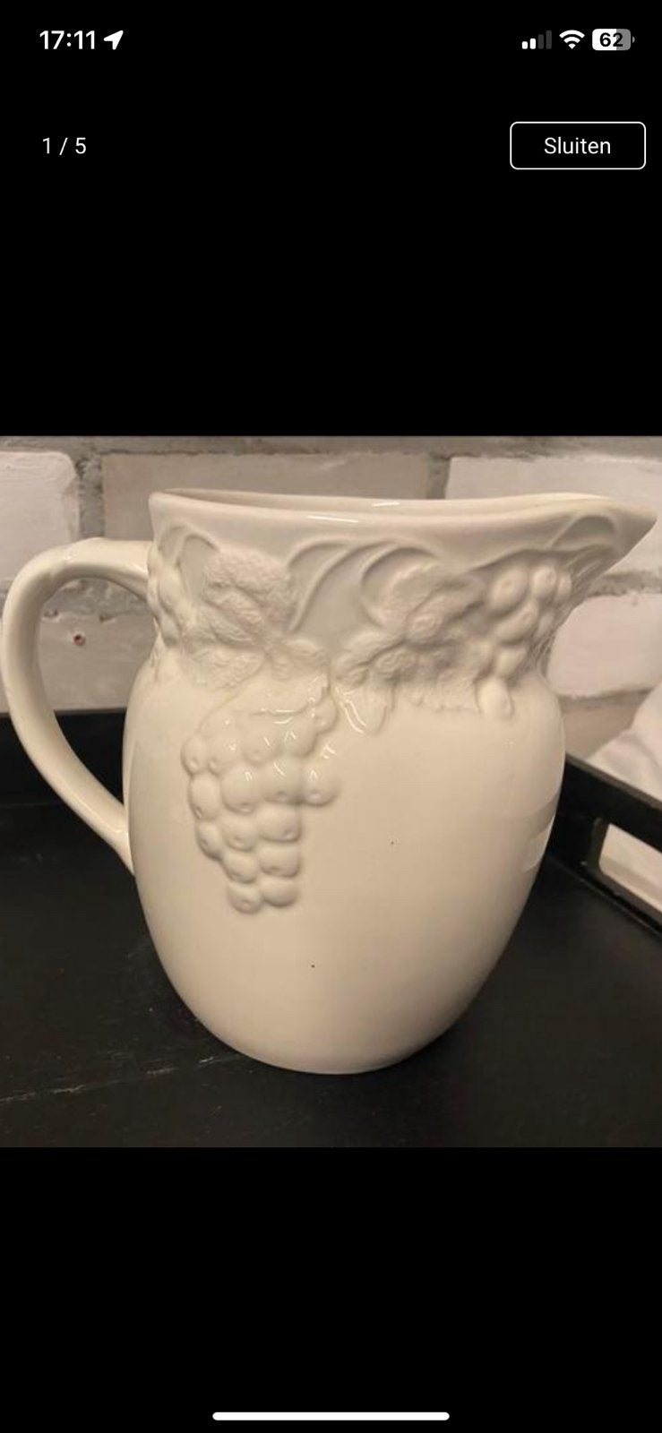 Hele leuke witte kruik landelijk brocante met druif motief, Ophalen of Verzenden, Zo goed als nieuw